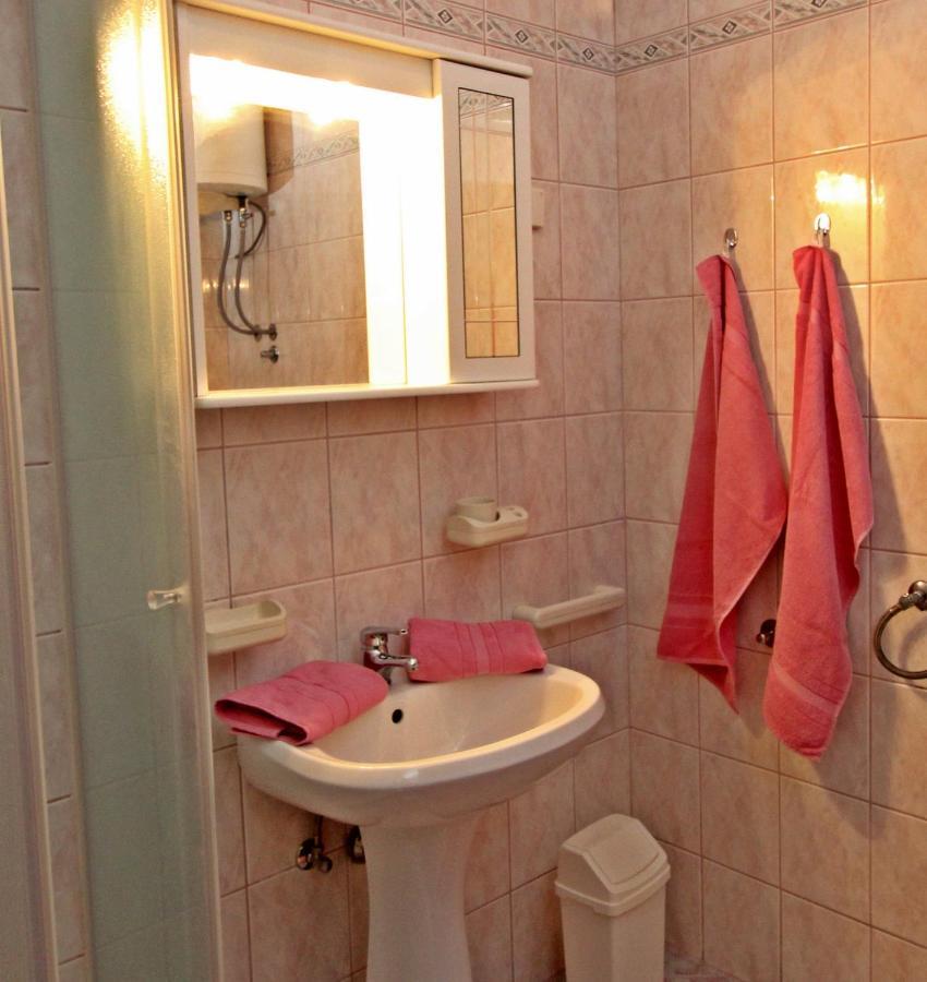 Apartman Ornela Poreč Exterior foto